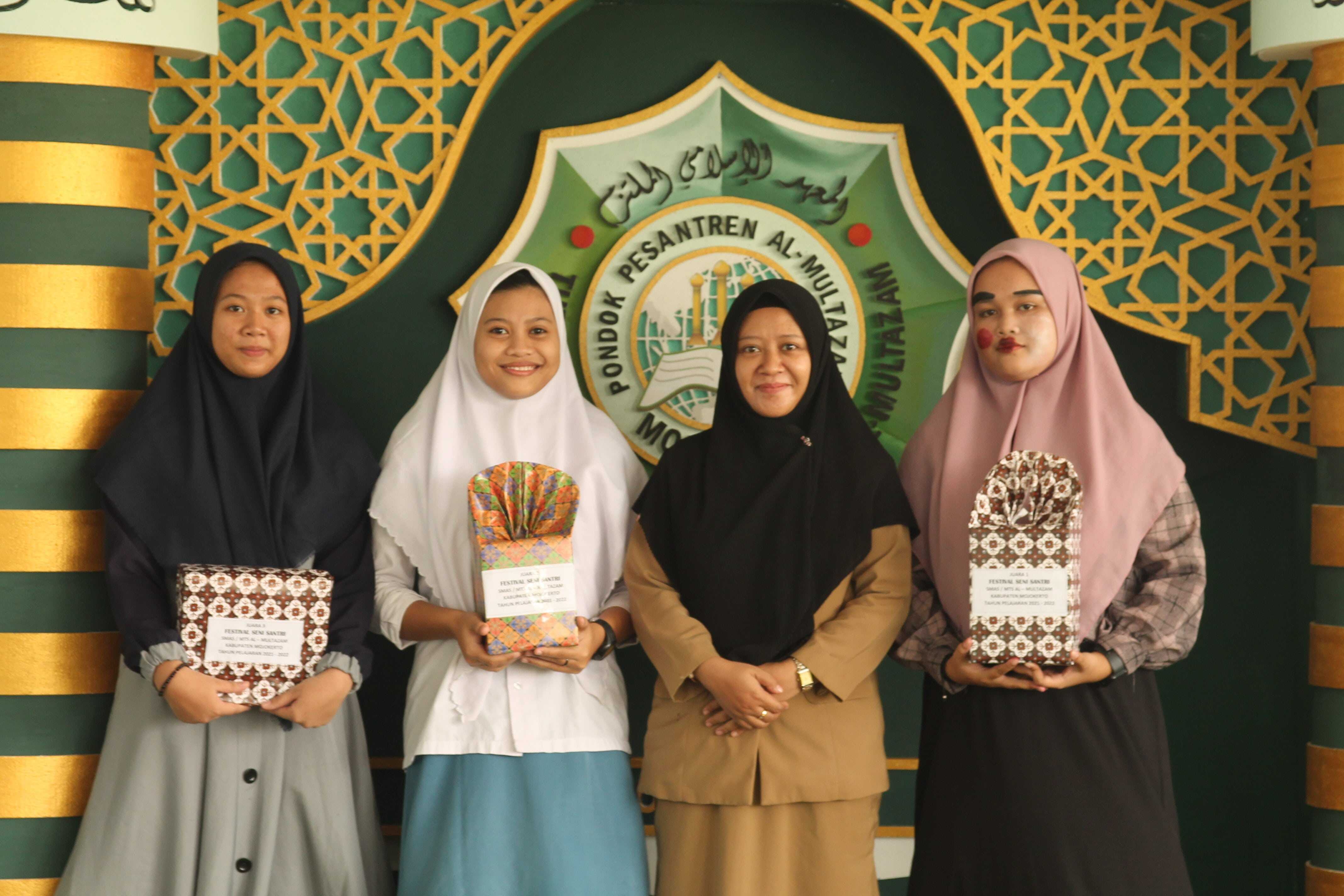 Berita Gambar
