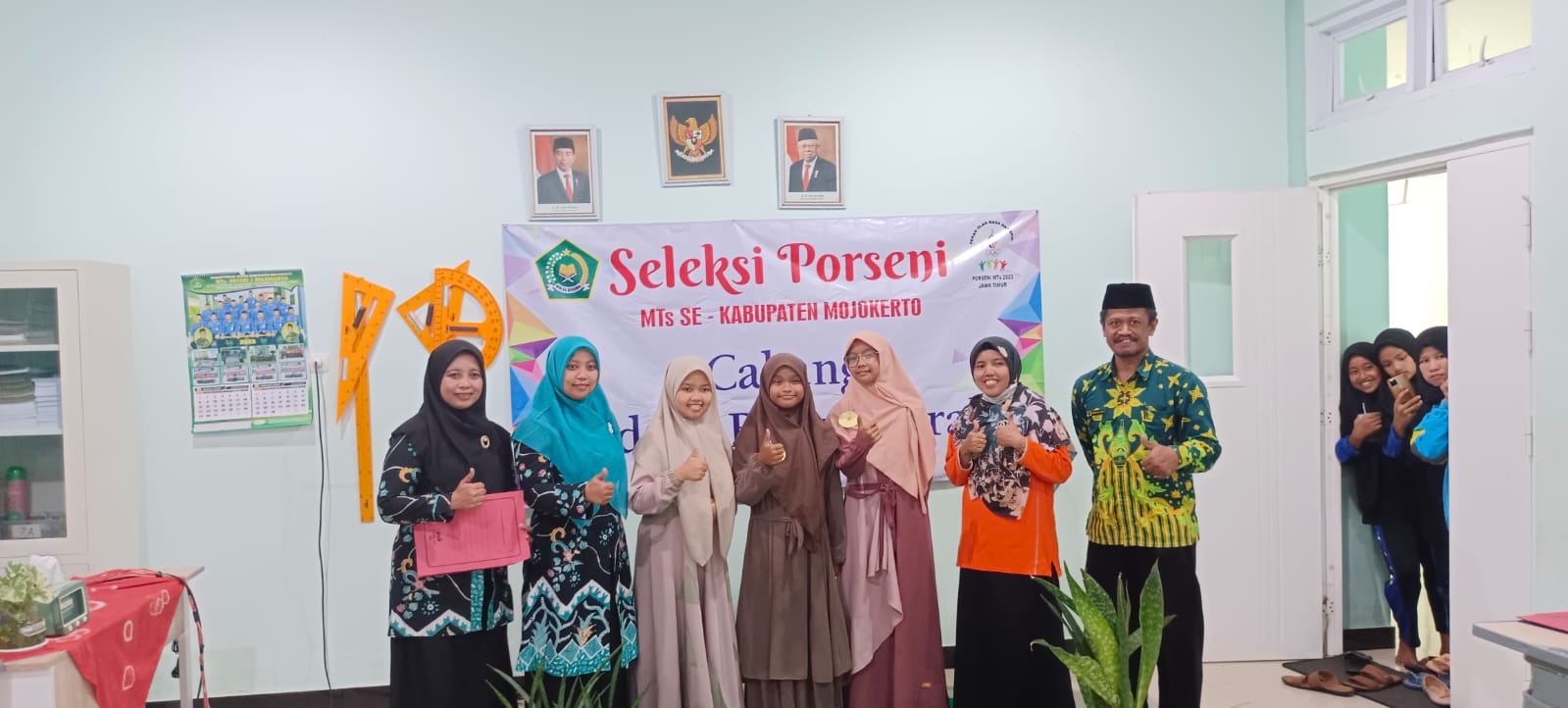 Berita Gambar