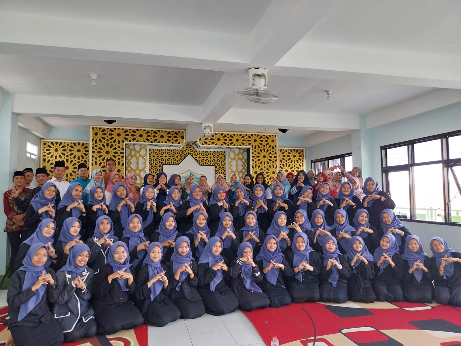 Berita Gambar