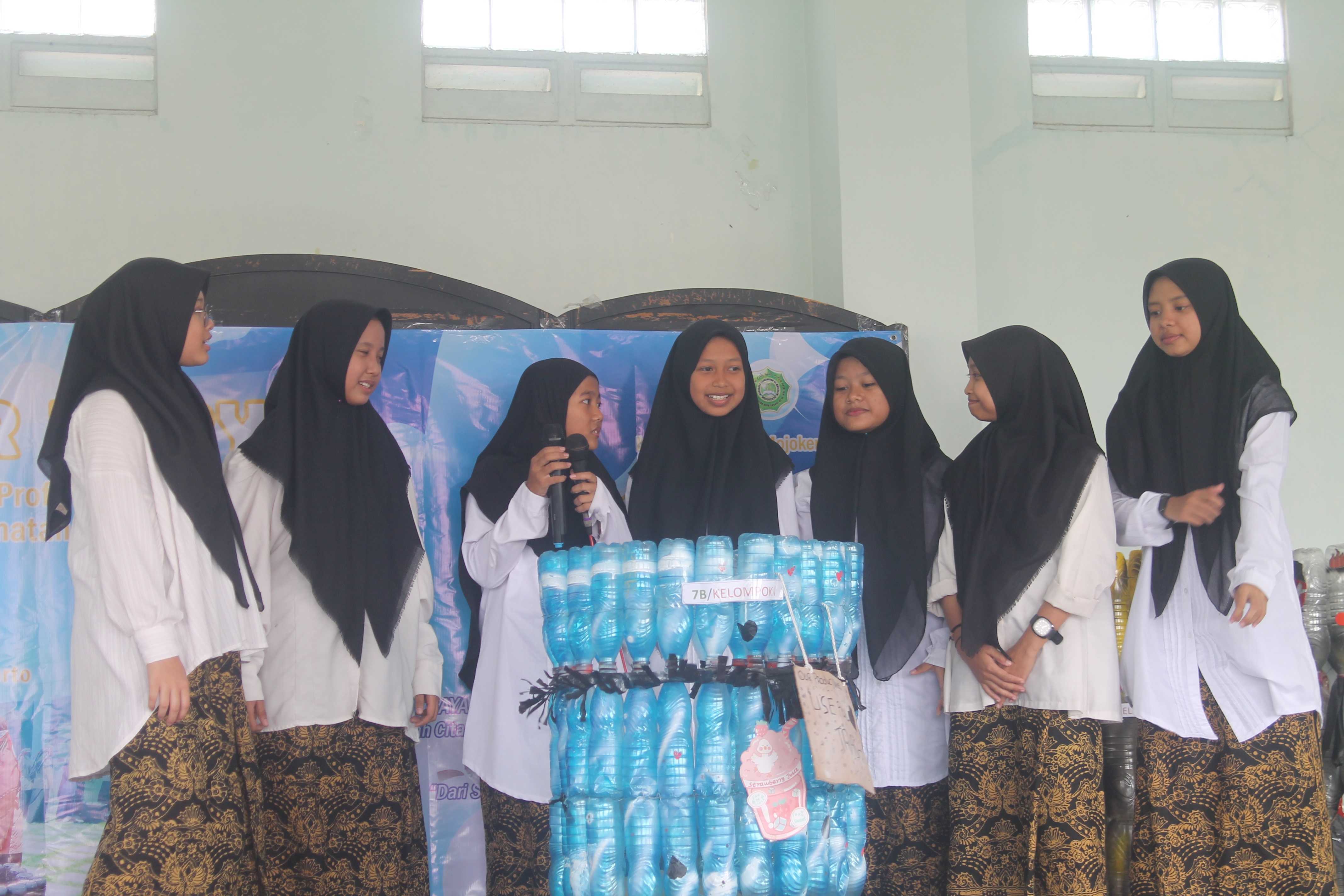 Berita Gambar