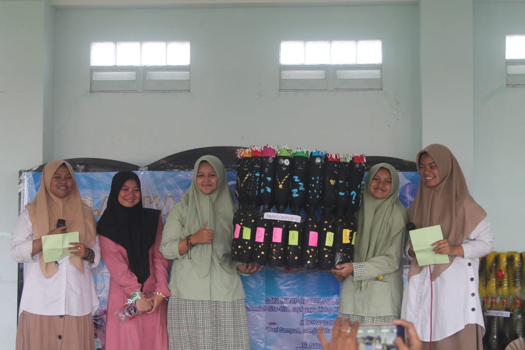 Berita Gambar