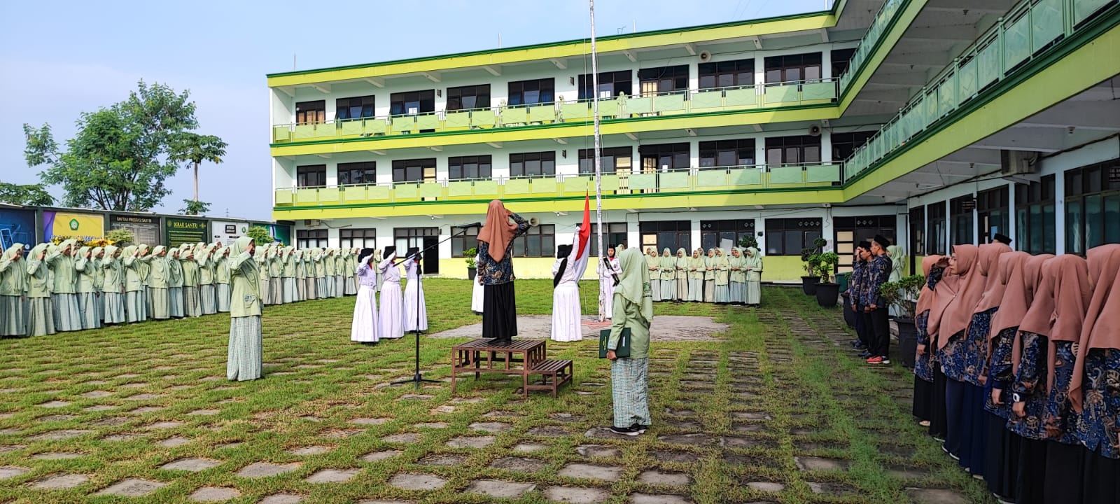 Berita Gambar
